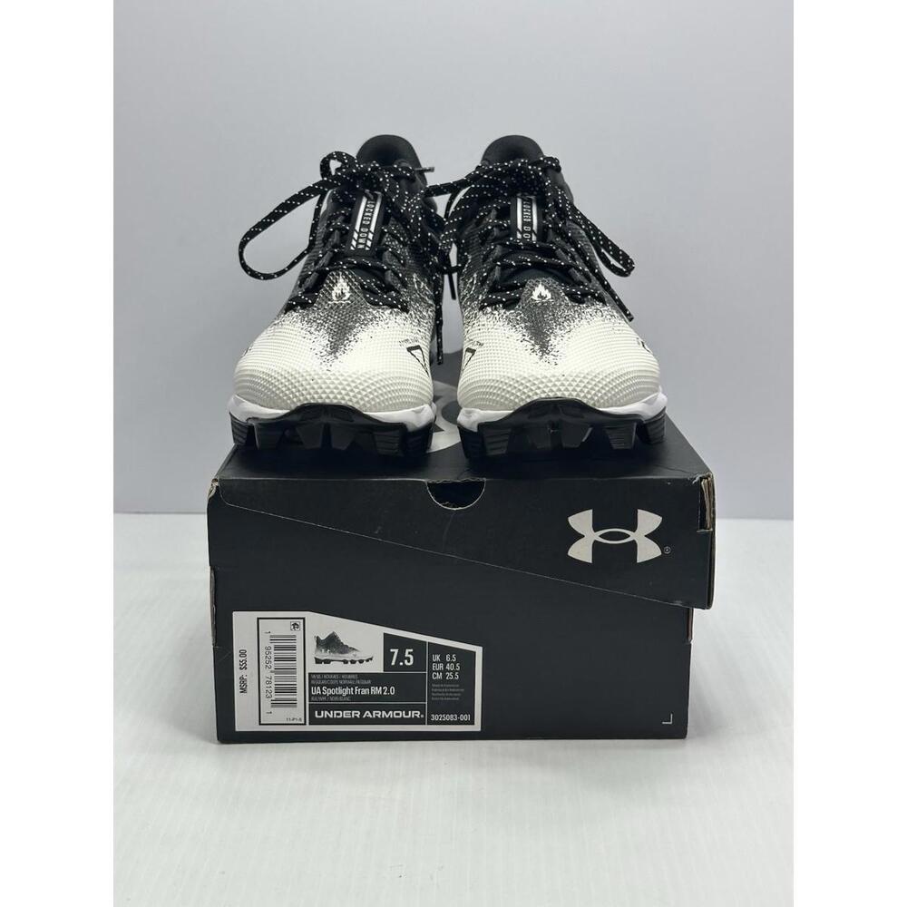 Under Armour Men's UA Spotlight Franchise RM 2.0 Mid‎ Football Cleats 3025083